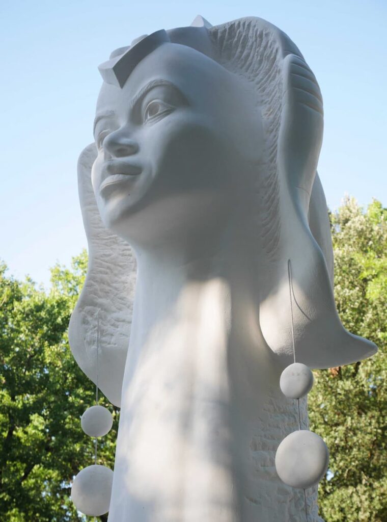 Vue sculpture Hakili-Rapha
