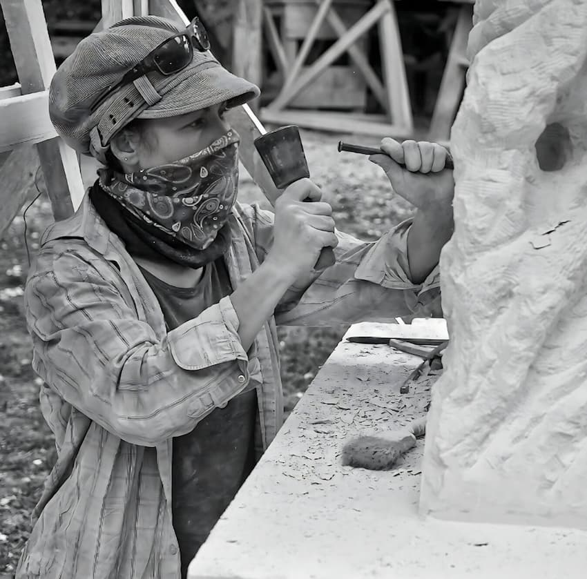 raphaëlle Duval sculpteure sur pierre